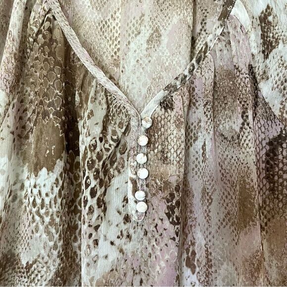 EXPRESS Sheer Animal Print Blouse with Button Detail Size Medium - Picture 3 of 5